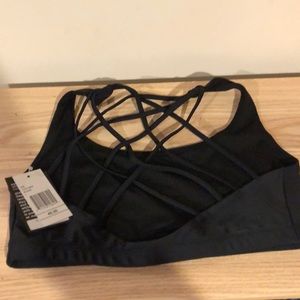 NEW Onzie Chic Bra Yoga Black Size L with tags